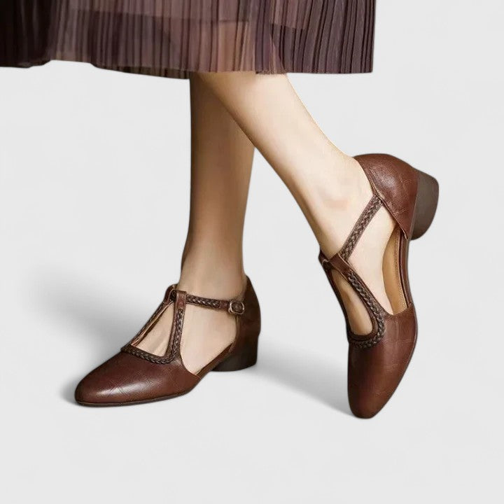 Delphine | Elegantit Litteät Sandalit