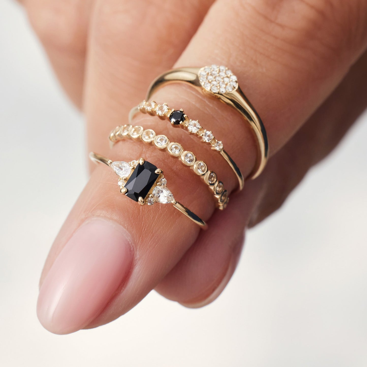 Isavianne | Timanttisormus 18K Kultaa