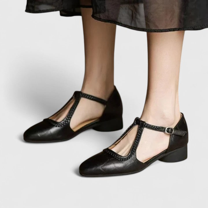 Delphine | Elegantit Litteät Sandalit